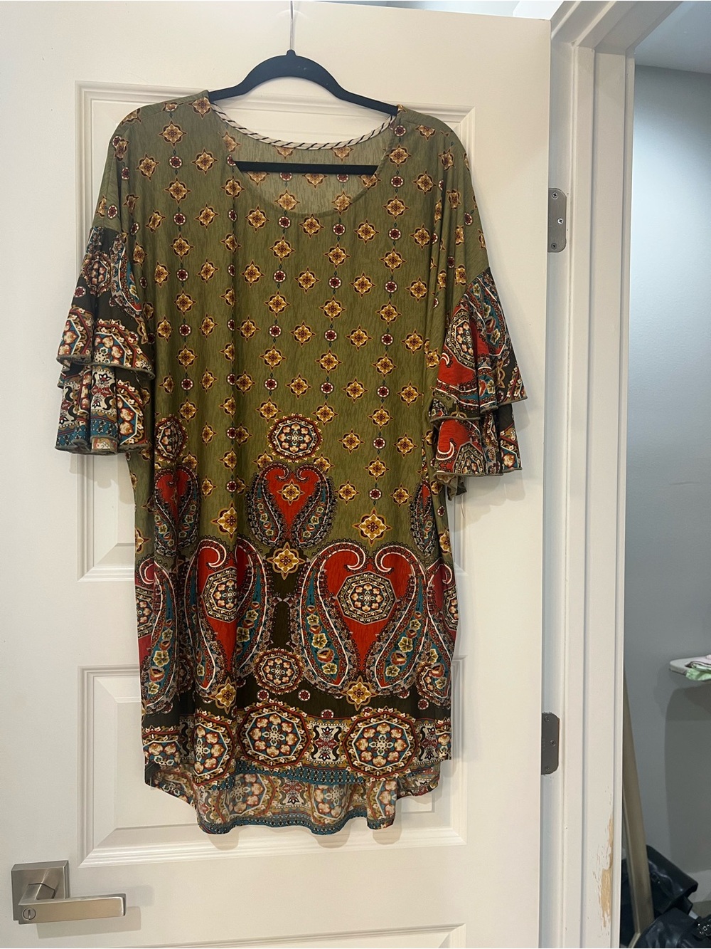Women’s Olive Green Boho Paisley Bell Sleeve Tunic Top Size 2XL